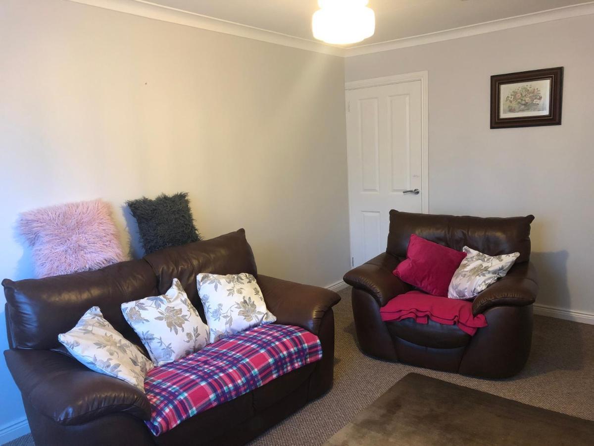 Ponderosea Cottage Free Gated Parking M1 & City Location, Wood Stove Lisburn Extérieur photo